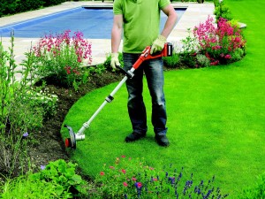 Utilisation coupe-herbe Black and Decker GLC3630L20 