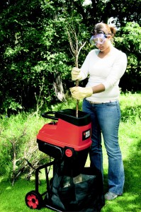 broyeur-de-jardin-black-decker