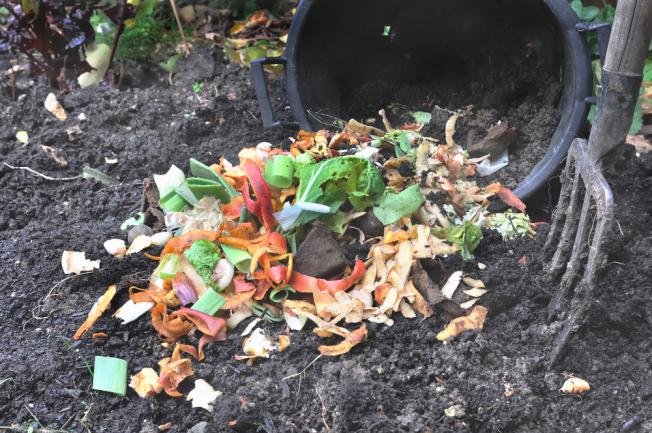 Comment faire son compost ? Méthode du compostage - Débroussaillez !