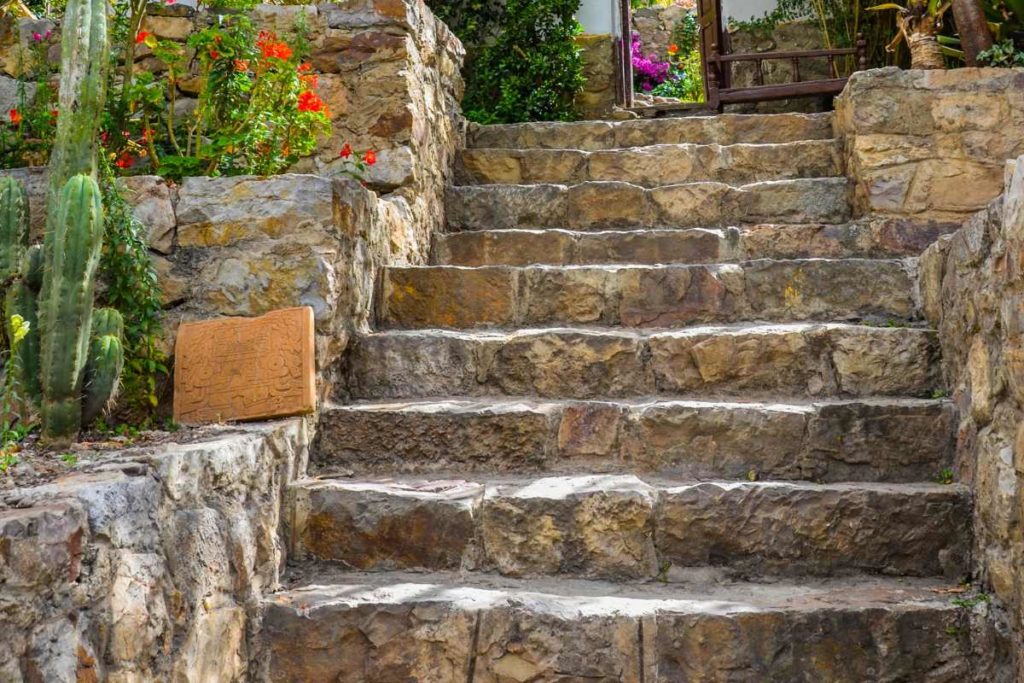 escaliers-en-pierre